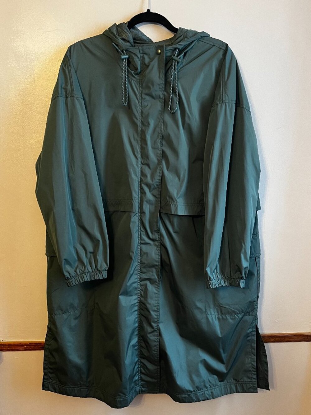 Knee-length Activewear Water-Resistant Windbreaker | Old Navy